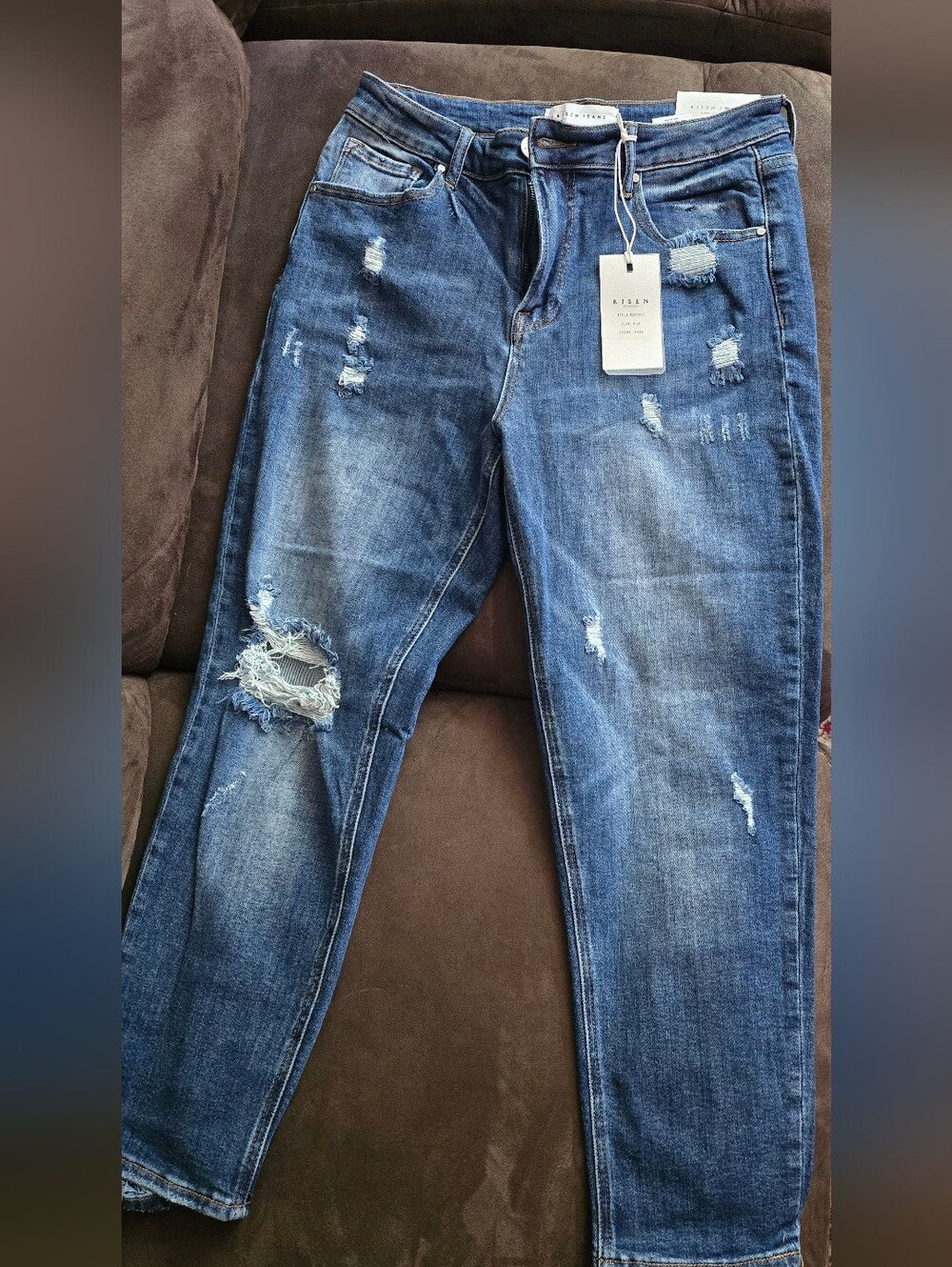 Risen size 9 Distressed Slim Jeans in Medium Blue